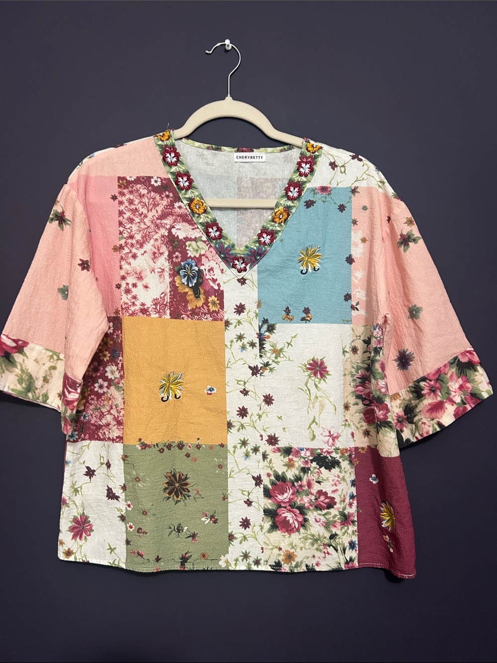 CheeryBetty Patchwork Floral V-Neck Kids Tee - Multi